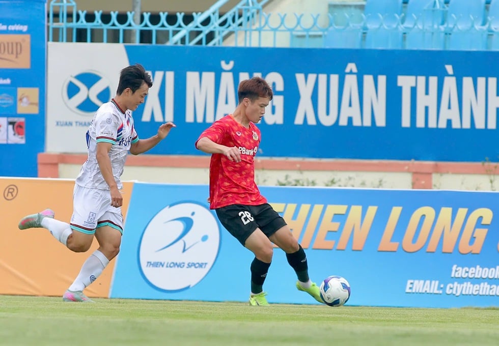 Tân binh Ninh Bình FC buộc đội tuyển Sinh viên Hàn Quốc phải chia điểm- Ảnh 4.