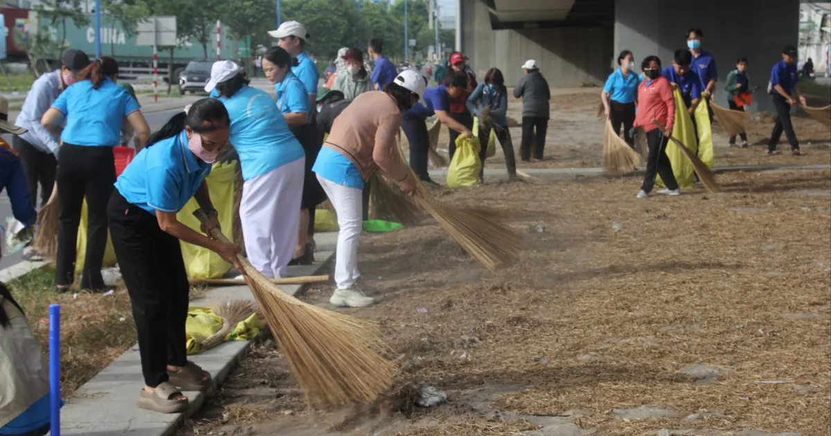 Phường Dĩ An, TPHCM: Chăm lo người có công, dọn dẹp vệ sinh môi trường