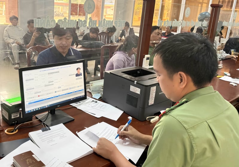 Tạo thuận lợi cho người nước ngoài sử dụng nhiều tiện ích số tại Việt Nam -0