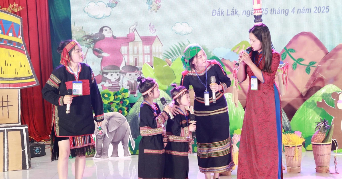 ឯកសារអប់រំក្នុងស្រុក៖ ការផ្លាស់ប្តូរដើម្បីចាប់យកមុខតំណែងរបស់ប្រទេស
