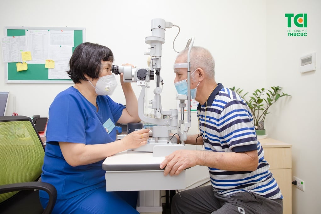 Mổ đục thủy tinh thể bằng Phaco - cứu đôi mắt người bệnh tiểu đường U80 - 1