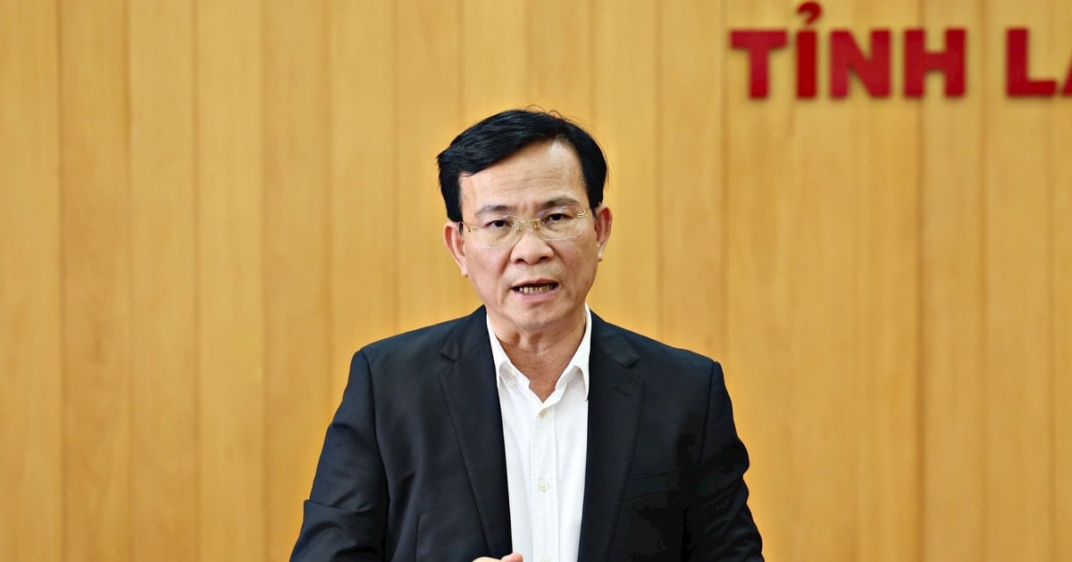 “Bố trí cán bộ cấp xã và các sở, ngành phải chặt chẽ, đúng người, đúng việc”