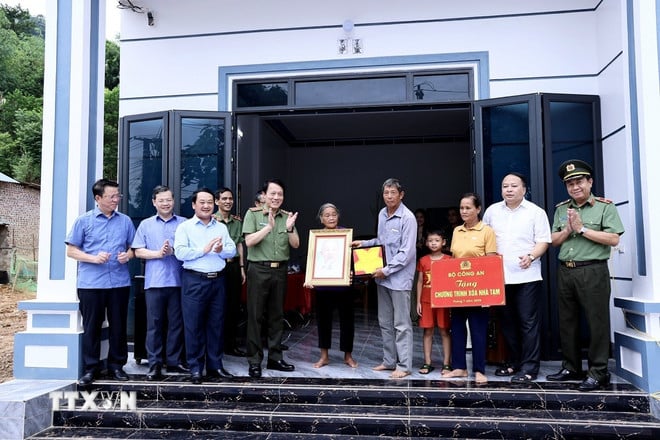 ttxvn-luong-tam-quang-tuyen-quang-1.jpg