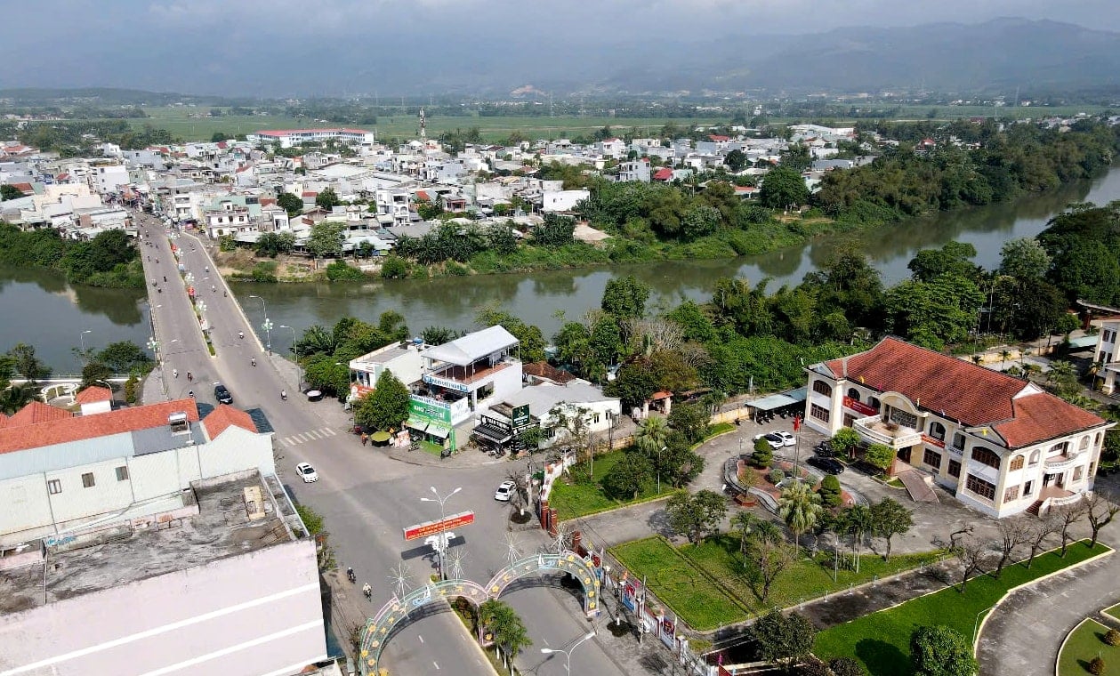 Xã Đại Lộc sẽ đầu tư phát triển đô thị dọc 2 bờ sông Yên. Ảnh: KHẢI KHIÊM - LÊ MỸ