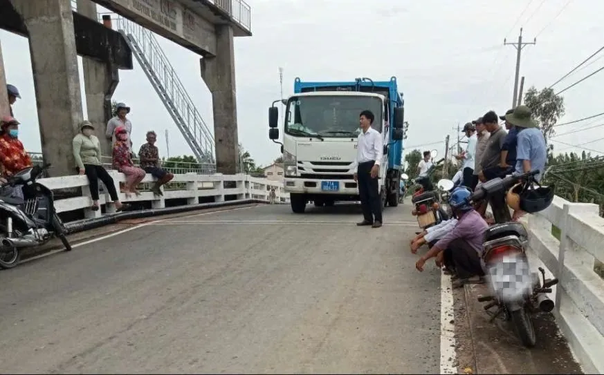 Người dân tiếp tục chặn xe vào bãi rác An Hiệp (Vĩnh Long) do ô nhiễm môi trường