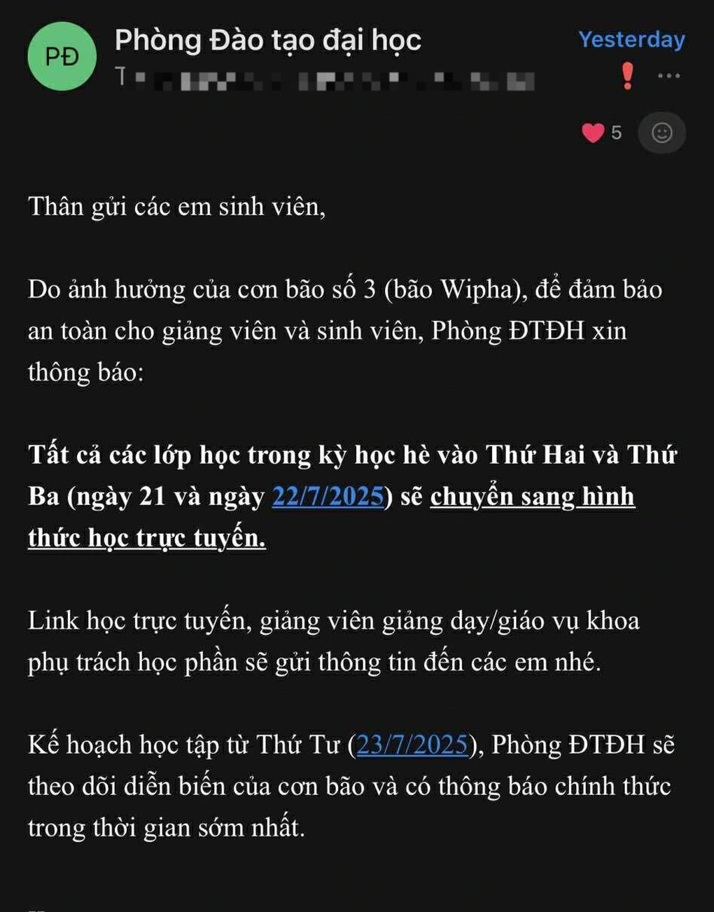 Hà Nội: Nhiều trường cho học sinh, sinh viên nghỉ học gấp vì bão Wipha - 1