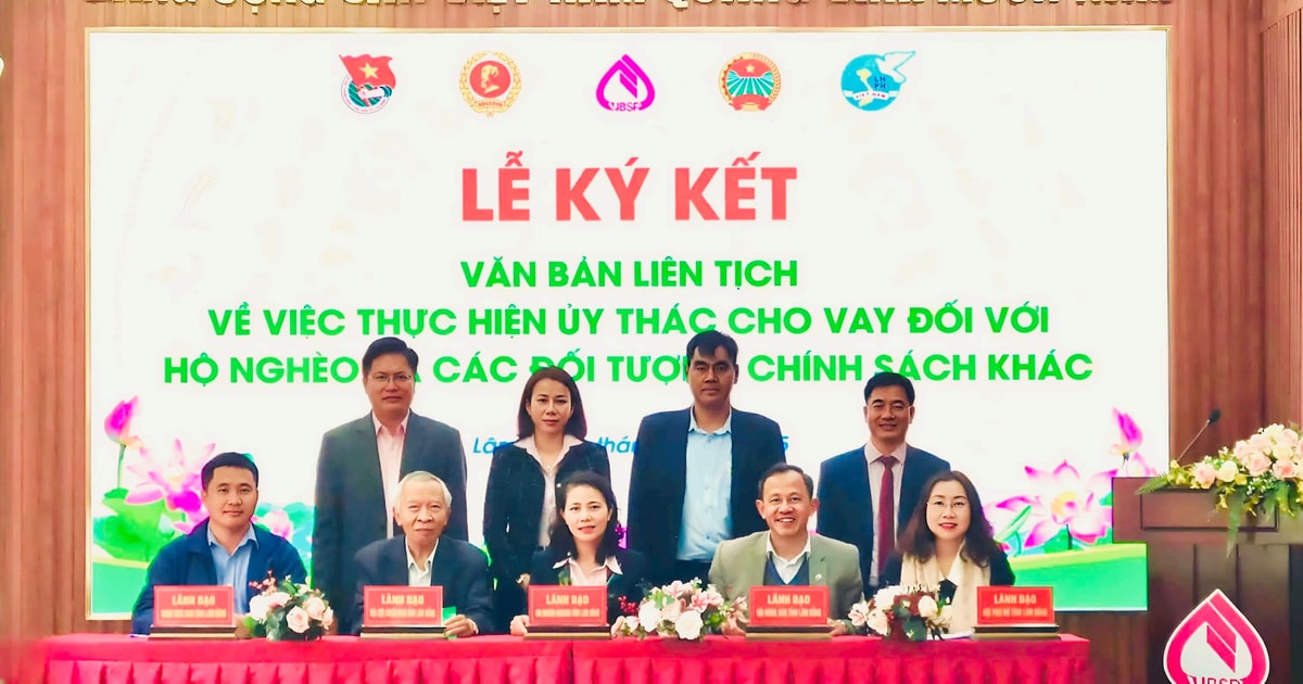 Ký kết thực hiện uỷ thác cho vay tín dụng chính sách