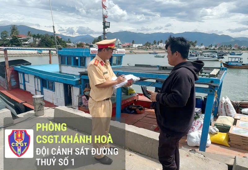  Khánh Hòa kiên quyết ngăn chặn tàu du lịch rời bến khi chưa đảm bảo các điều kiện theo quy định -0