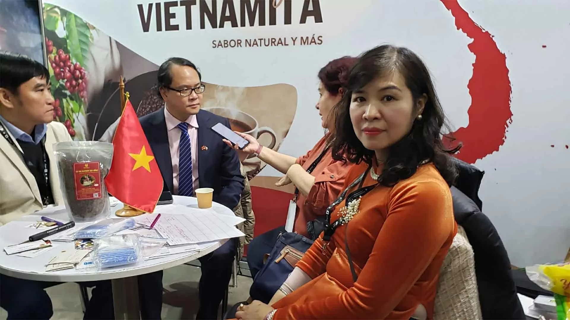Lần đầu tiên Việt Nam tham gia hội chợ chuyên ngành cà phê lớn nhất Chile: Đưa hương vị cà phê Việt đến với Mỹ Latinh