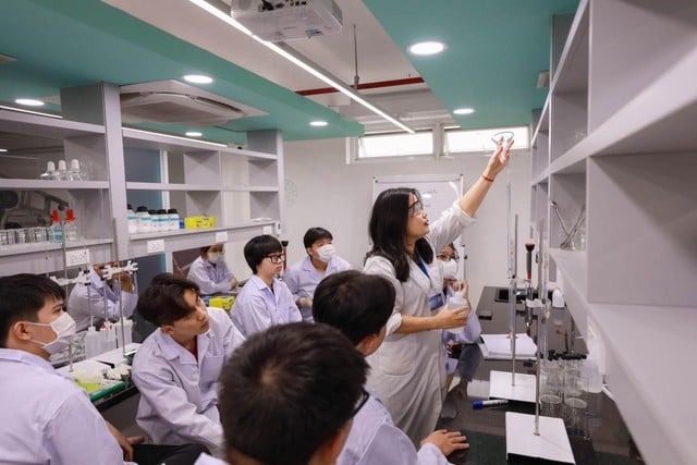 SIU ưu đãi đặc biệt con em cán bộ ngành Y tế và Giáo dục- Ảnh 2.