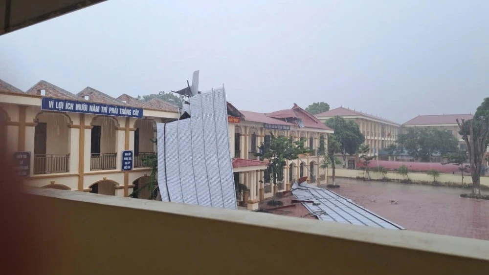 នាយកដ្ឋានអប់រំ Phu Tho រៀបចំផែនការបង្ការ និងទប់ទល់នឹងព្យុះ Wipha