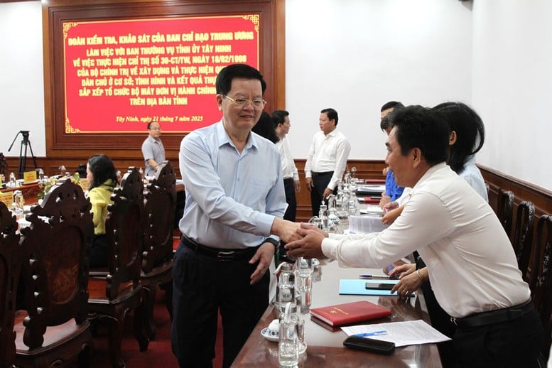 Đổi mới tư duy, hành động, có cách tiếp cận mới trong phát huy dân chủ ở cơ sở- Ảnh 1.