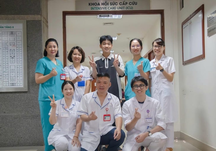Vừa điều trị ung thư, vừa giải đề: 'Chiến binh K’ xuất sắc đạt 28 điểm kỳ thi đại học - Ảnh 1.