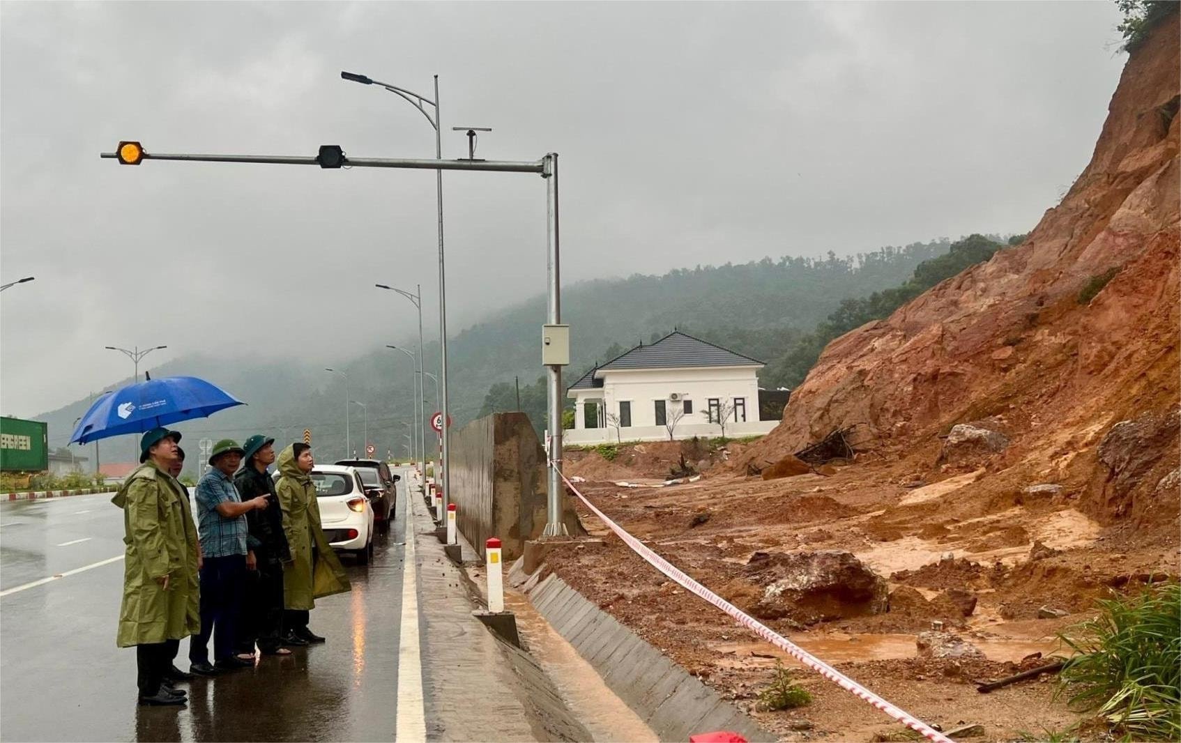 chi-dao-sat-lo-1-.jpg