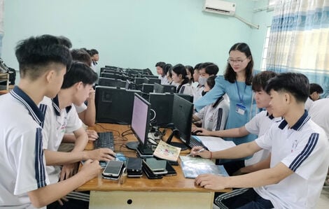 5 years of implementing the 2018 General Education Program: Education for students, for people: What do insiders say about the program and textbooks? (Part 1)