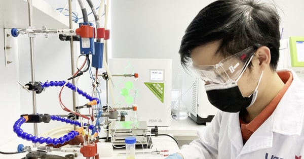 Hanoi opens its doors to attract talent