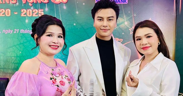 Vo Minh Lam, Ho Ngoc Trinh, Thu Van អង្គុយនៅកៅអីក្តៅនៃ "កណ្តឹងមាសនៃតន្ត្រីបុរាណ ថ្ងៃទី 20 - 2025"