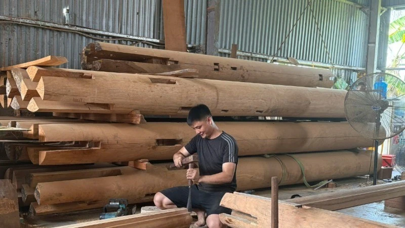 Keeping the fire of Phu Yen carpentry