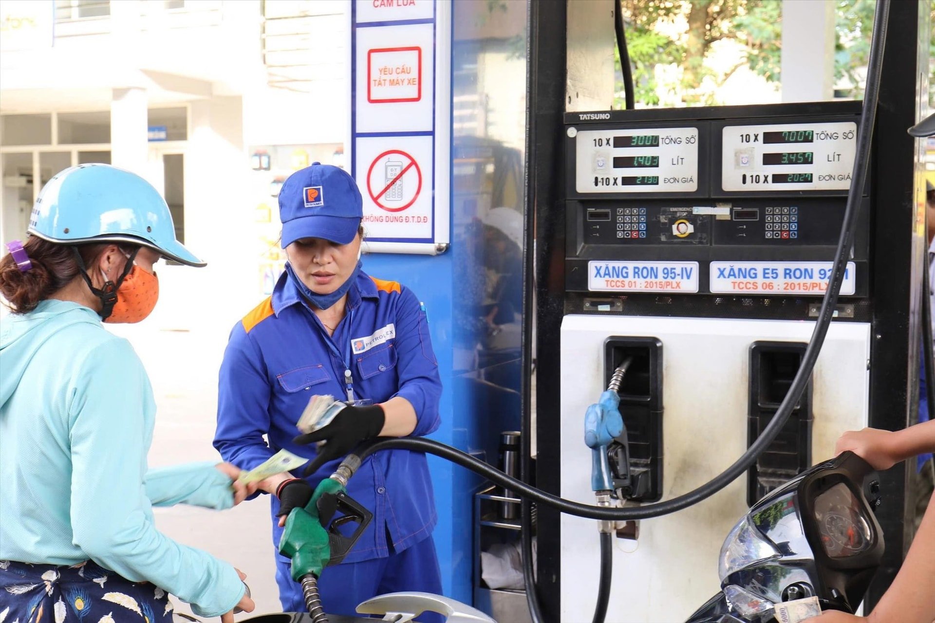 Giá xăng dầu hôm nay 21/7: Giá dầu phục hồi sau chuỗi ngày giảm