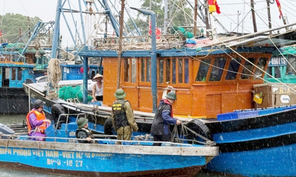 Biên phòng Trà Cổ hoàn tất công tác kêu gọi tàu thuyền tránh trú bão Wipha