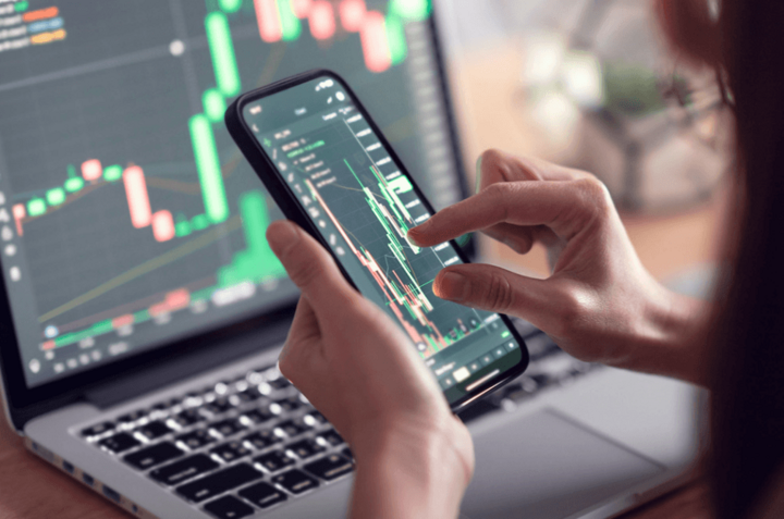 VN-Index supera los 1.500 puntos, recuperando el pico de hace 3 años.