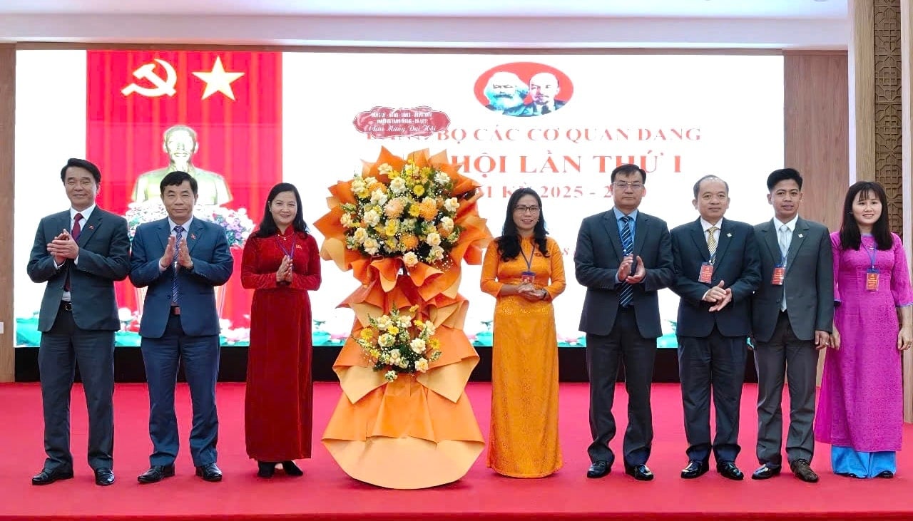 Đến ngày 18/7, các tổ chức đảng trực thuộc Đảng bộ phường Lang Biang - Đà Lạt đã hoàn thành đại hội lần thứ I, nhiệm kỳ 2025 - 2030