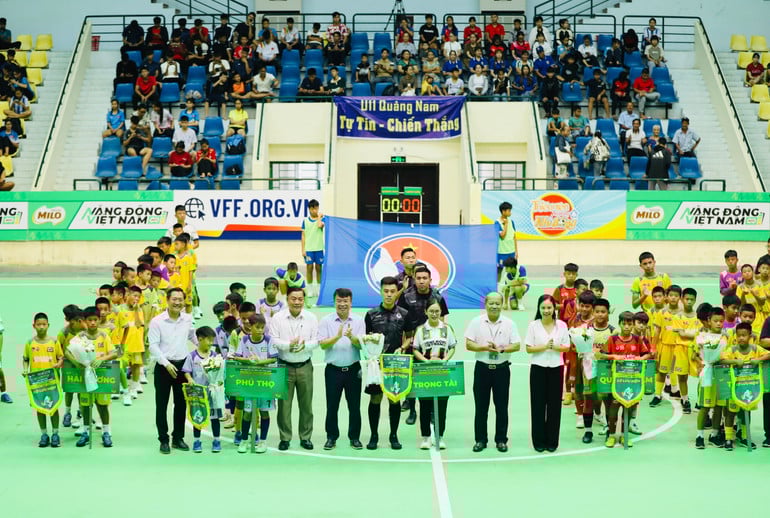 Khai mạc vòng chung kết Giải bóng đá nhi đồng U11 toàn quốc 2025 - Ảnh 2.