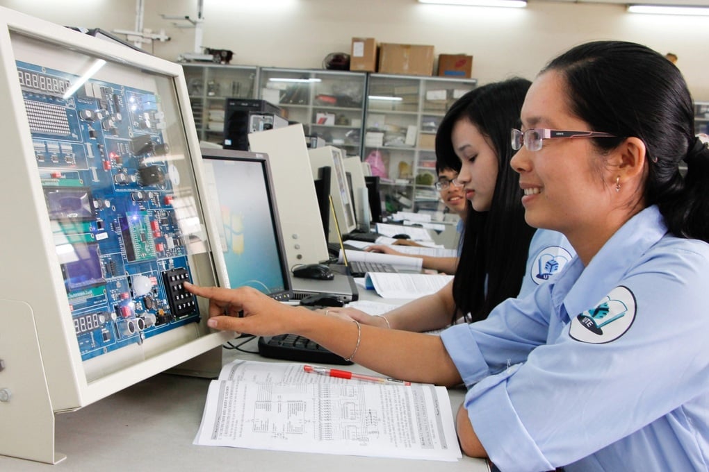 Bỏ quy định đạt 8 điểm toán mới được học vi mạch bán dẫn - 1