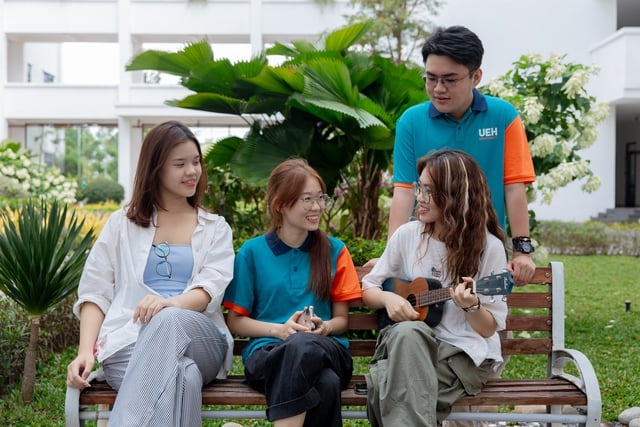 Học phí tín chỉ tại UEH: Hiểu đúng để lựa chọn đúng  - Ảnh 1.