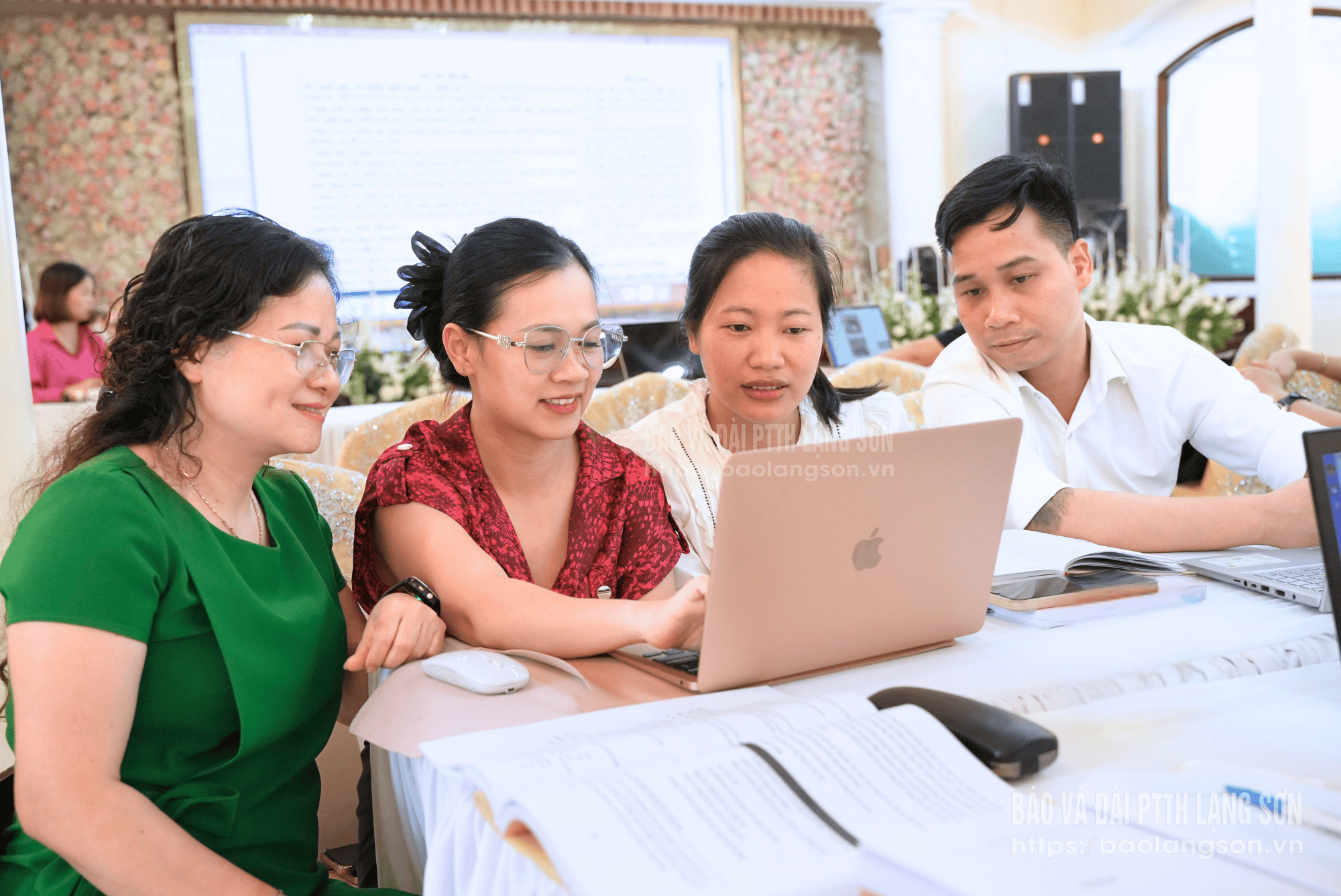 giao,vien,boi,duong,01141922.jpg