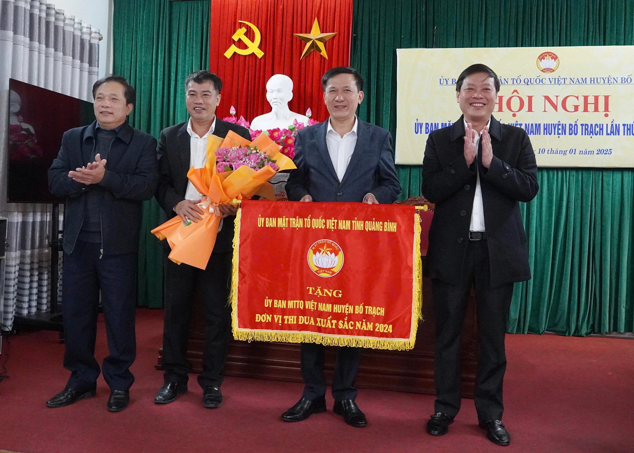 Hành trình trải nghiệm và cống hiến