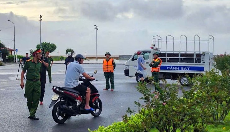 Các đặc khu đều an toàn sau khi bão đi qua -0