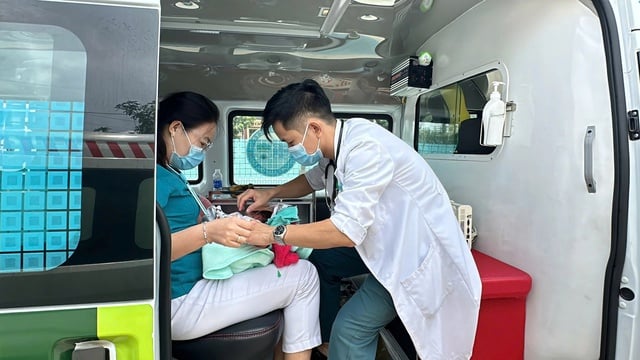 Khen thưởng 3 bác sĩ Gia Lai vì thành tích cứu người ngoạn mục - Ảnh 1.