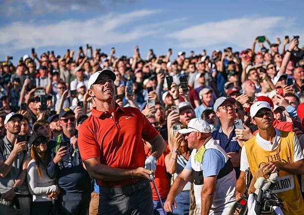 Rory McIlroy 'បានលោះ' នៅ Portrush ទោះបីជាបាត់ Claret Jug ក៏ដោយ។