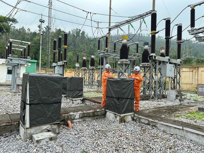 Điện lực miền Bắc chủ động triển khai phương án ứng phó với bão số 3 theo phương châm “4 tại chỗ”- Ảnh 2.