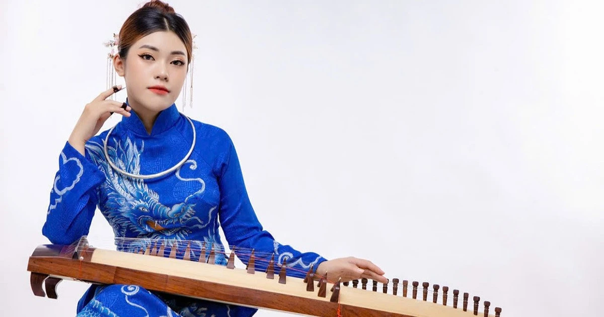 Vang tiếng đàn tranh nơi phố núi