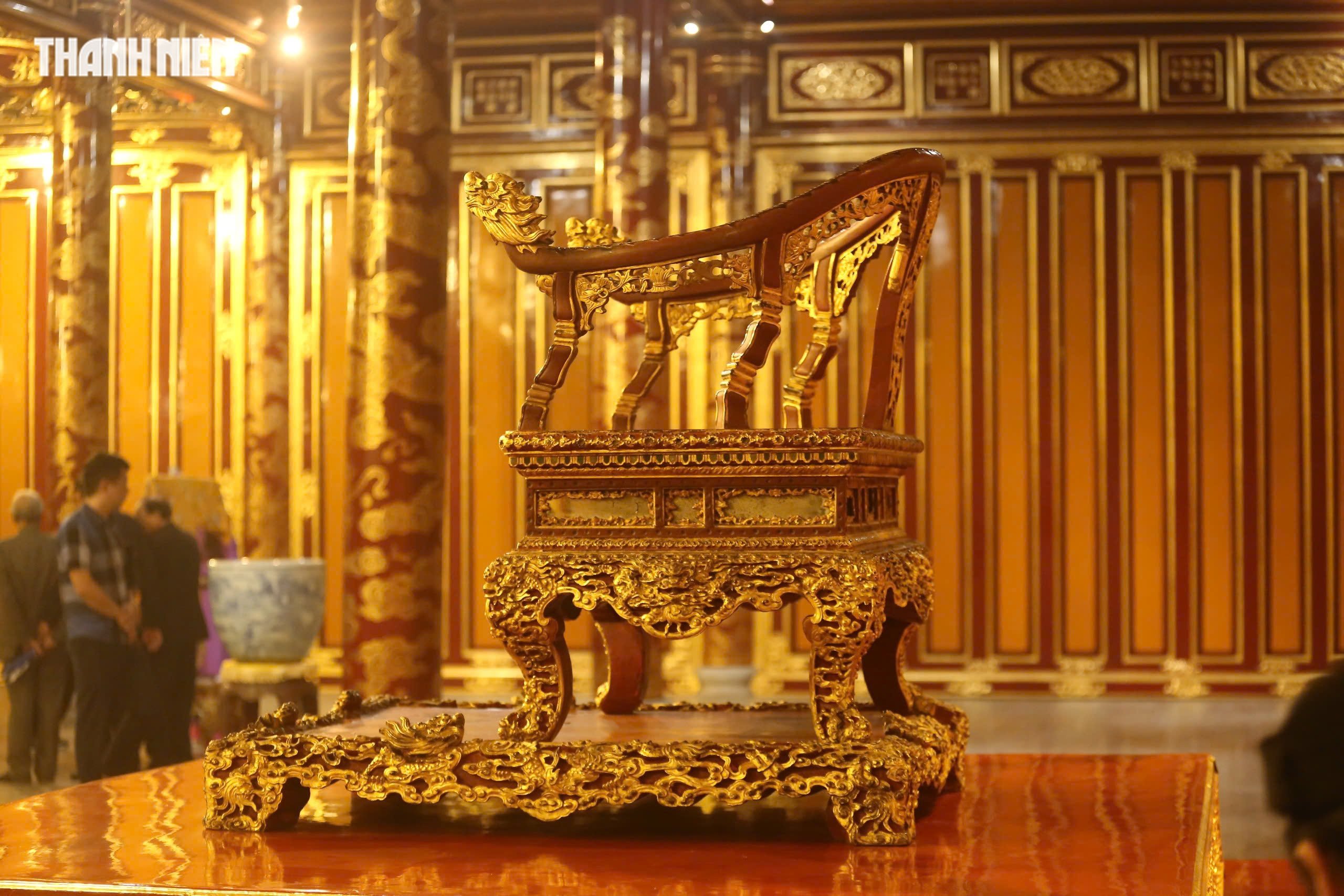 Nên lắp kính để bảo vệ bảo vật quốc gia hay trưng bày bản sao? - Ảnh 3.