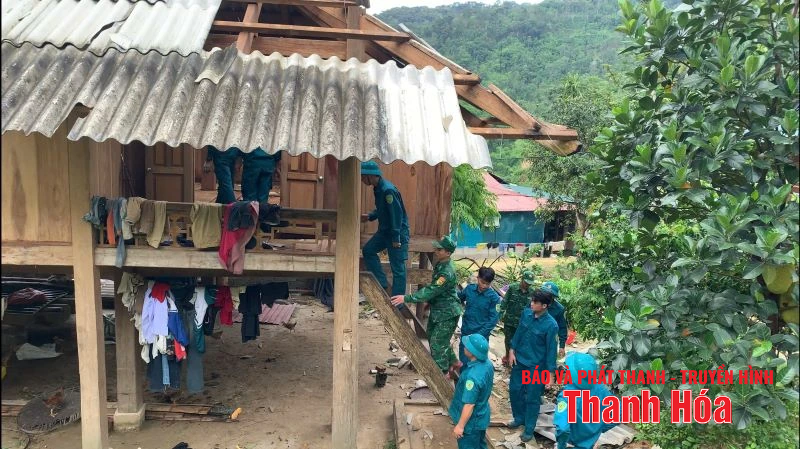 Các lực lượng quânn sự, biên phòng hỗ trợ Nhân dân trước khi bão đổ bộ