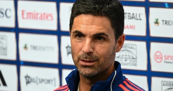 HLV Arteta giải thích lý do Arsenal chiêu mộ nhiều cầu thủ từ Chelsea