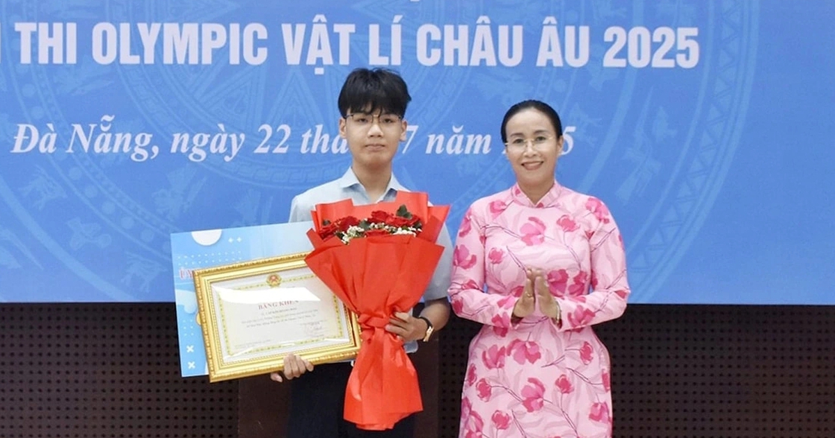 ទីក្រុង Da Nang ផ្តល់កិត្តិយសដល់សិស្សានុសិស្សដែលសម្រេចបានលទ្ធផលខ្ពស់នៅអូឡាំពិករូបវិទ្យាអឺរ៉ុប