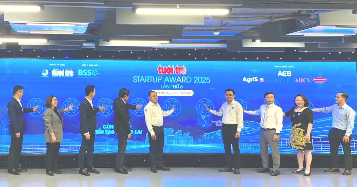 Tuổi Trẻ Startup Award 2025 với chủ đề "Cùng AI kiến tạo tương lai"