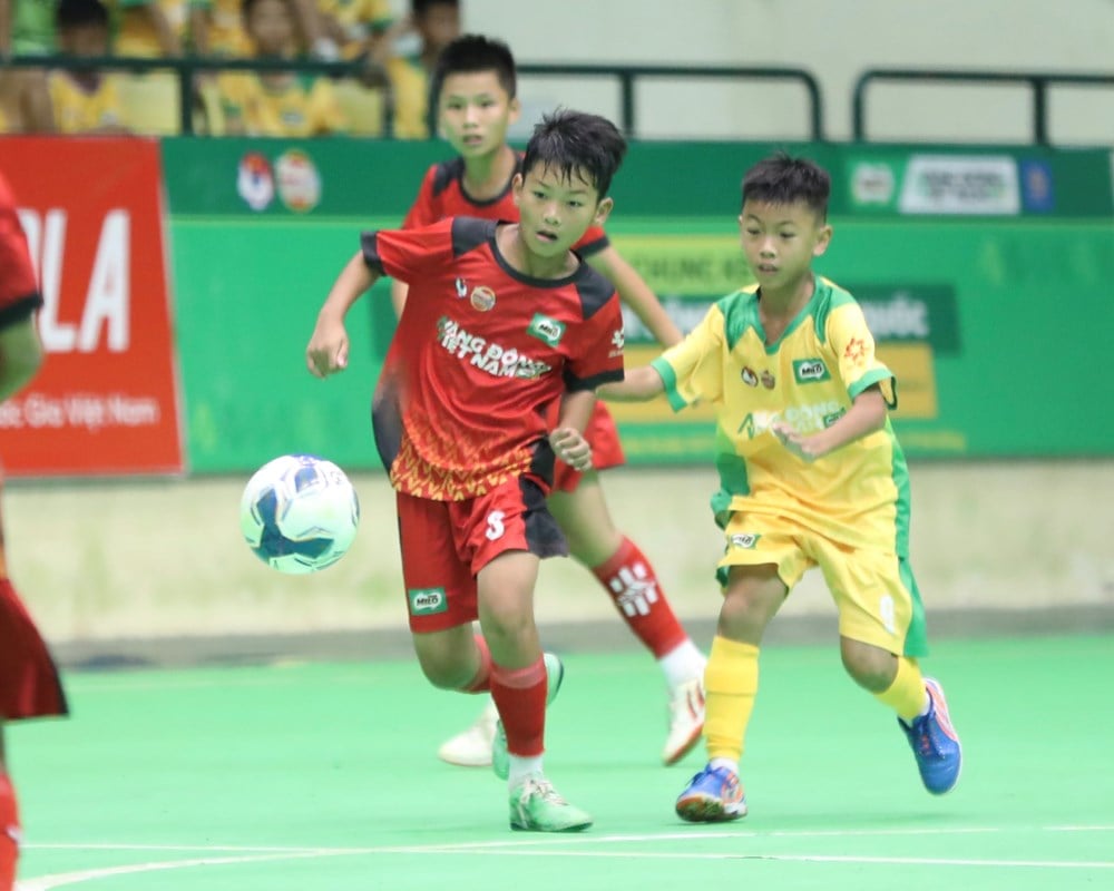 Sân chơi lan tỏa đam mê, ươm mầm tài năng bóng đá Việt - ảnh 2