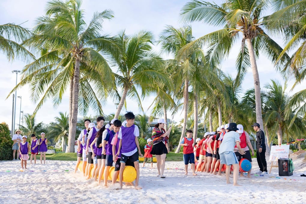168 học sinh tiêu biểu tham gia “Trại hè yêu thương” tại Khu du lịch Quốc tế Đồi Rồng - 3