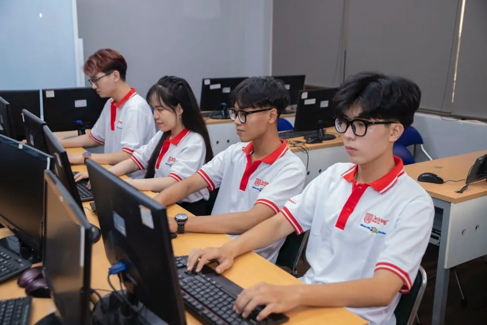 FPT đào tạo