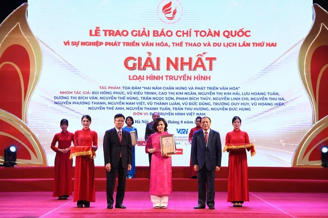 Ban hành Thể lệ Giải Báo chí toàn quốc “Vì sự nghiệp phát triển Văn hóa Việt Nam” lần thứ Ba - Ảnh 1.