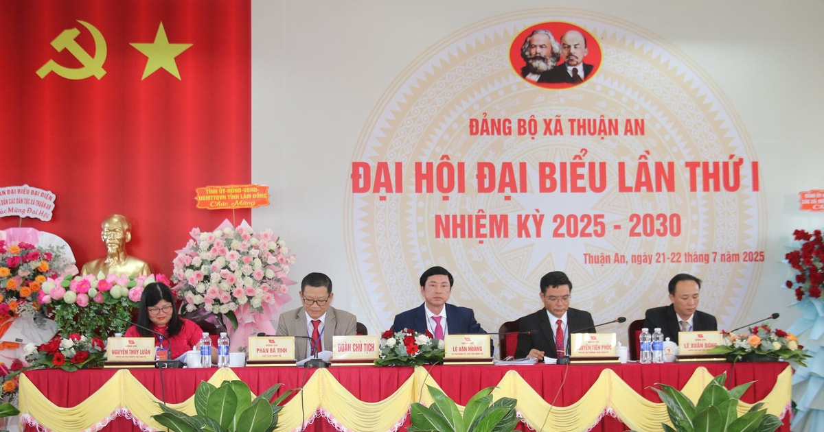 Thuan An Commune Party Congress was a great success