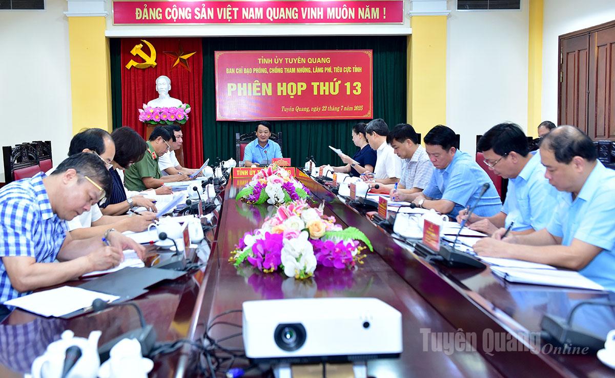Toàn cảnh phiên họp của Ban Chỉ đạo.