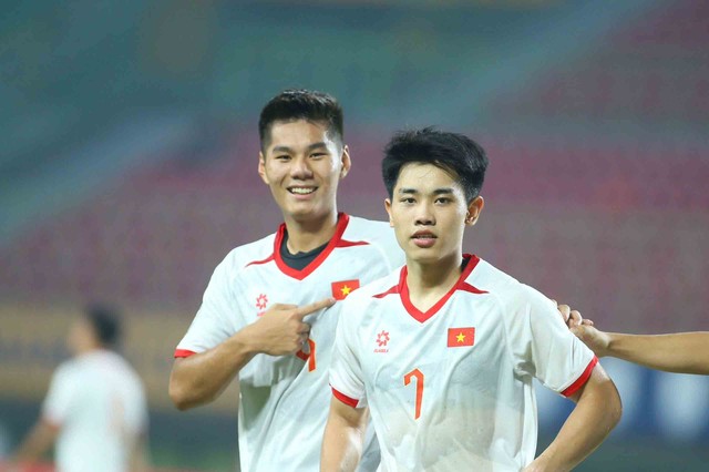 U.23 Việt Nam - Campuchia (20 giờ hôm nay, trực tiếp trên FPT Play, VTV5): Vé bán kết trong tầm tay- Ảnh 1.