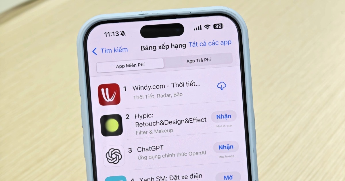Ứng dụng theo dõi bão Wipha được tải nhiều nhất trên iPhone