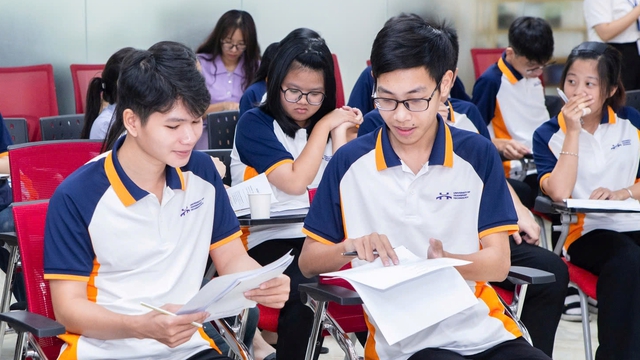 Điểm sàn Trường ĐH Công nghệ Giao thông vận tải 2025: Ngưỡng xét tuyển mới - Ảnh 1.